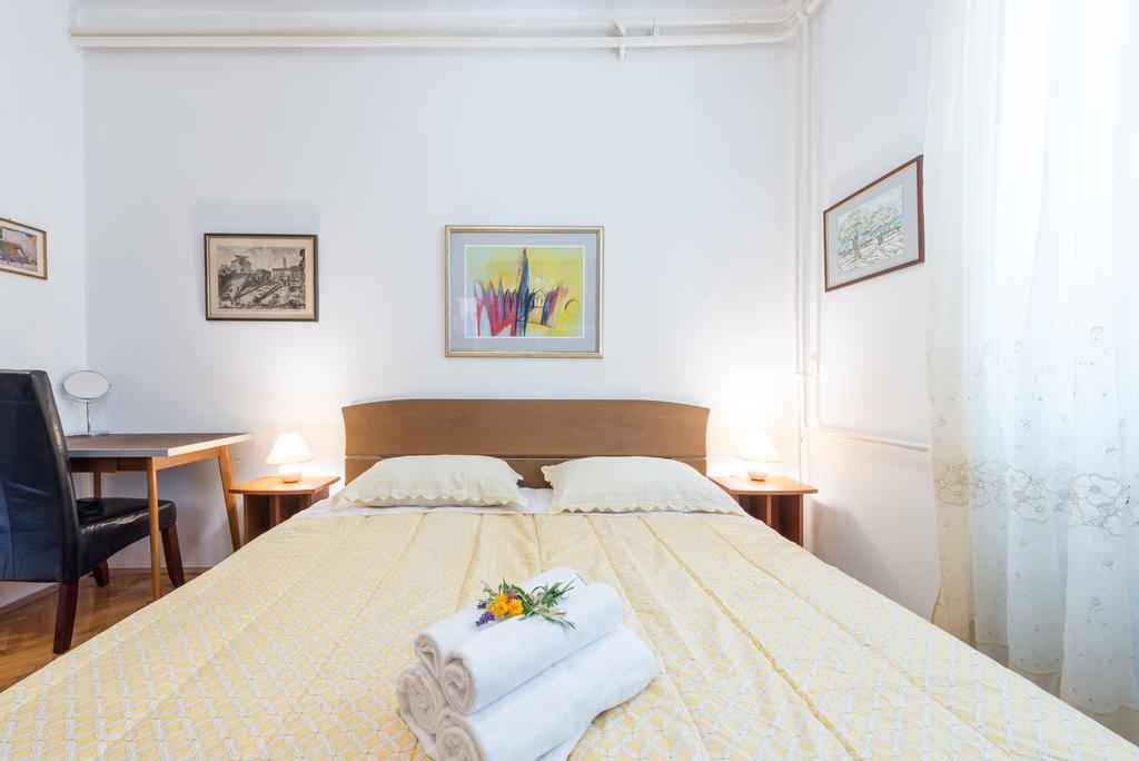 K&L Central Apartments ดูบรอฟนิก ภายนอก รูปภาพ